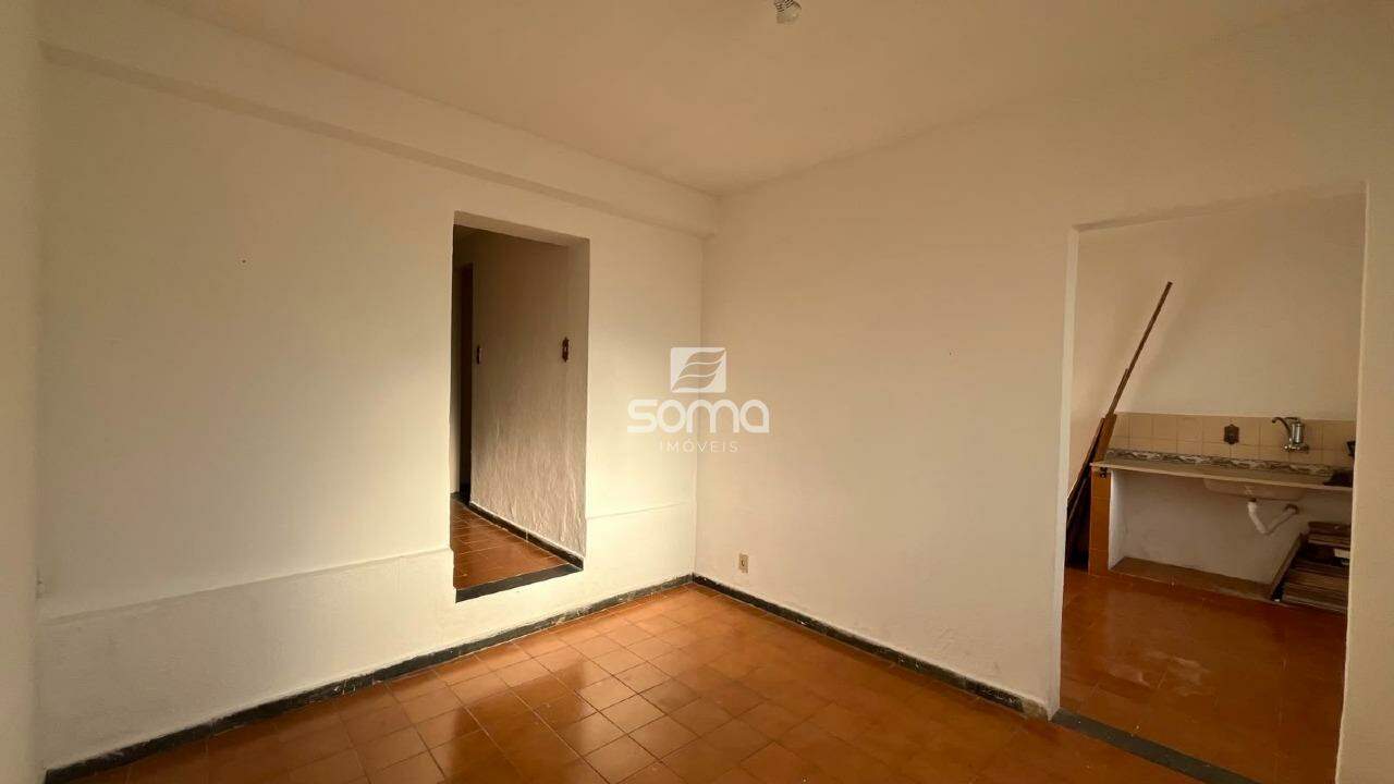 Casa à venda no Célvia: