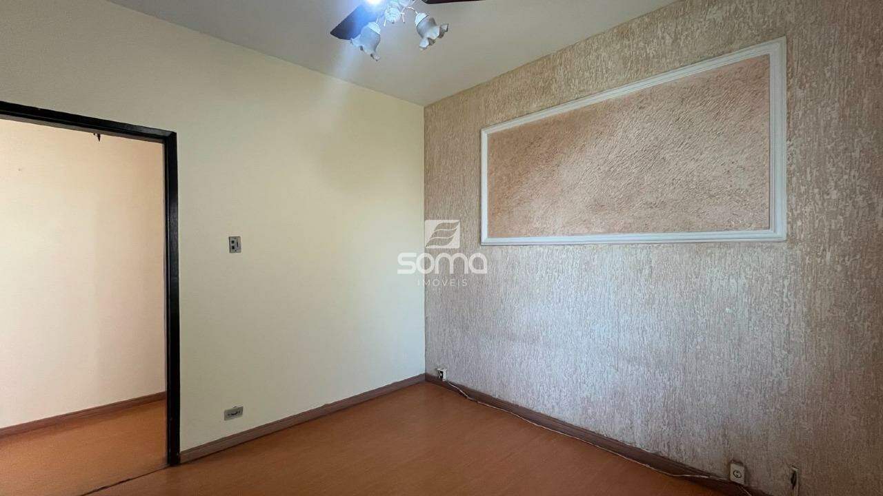 Casa à venda no Célvia: