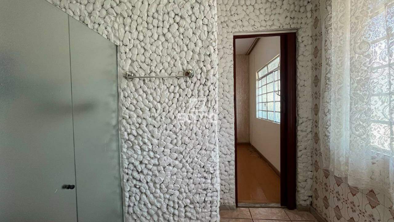 Casa à venda no Célvia: