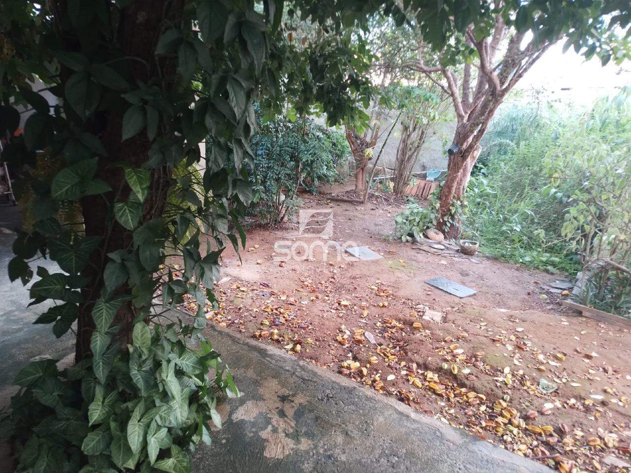 Casa à venda no Célvia: 