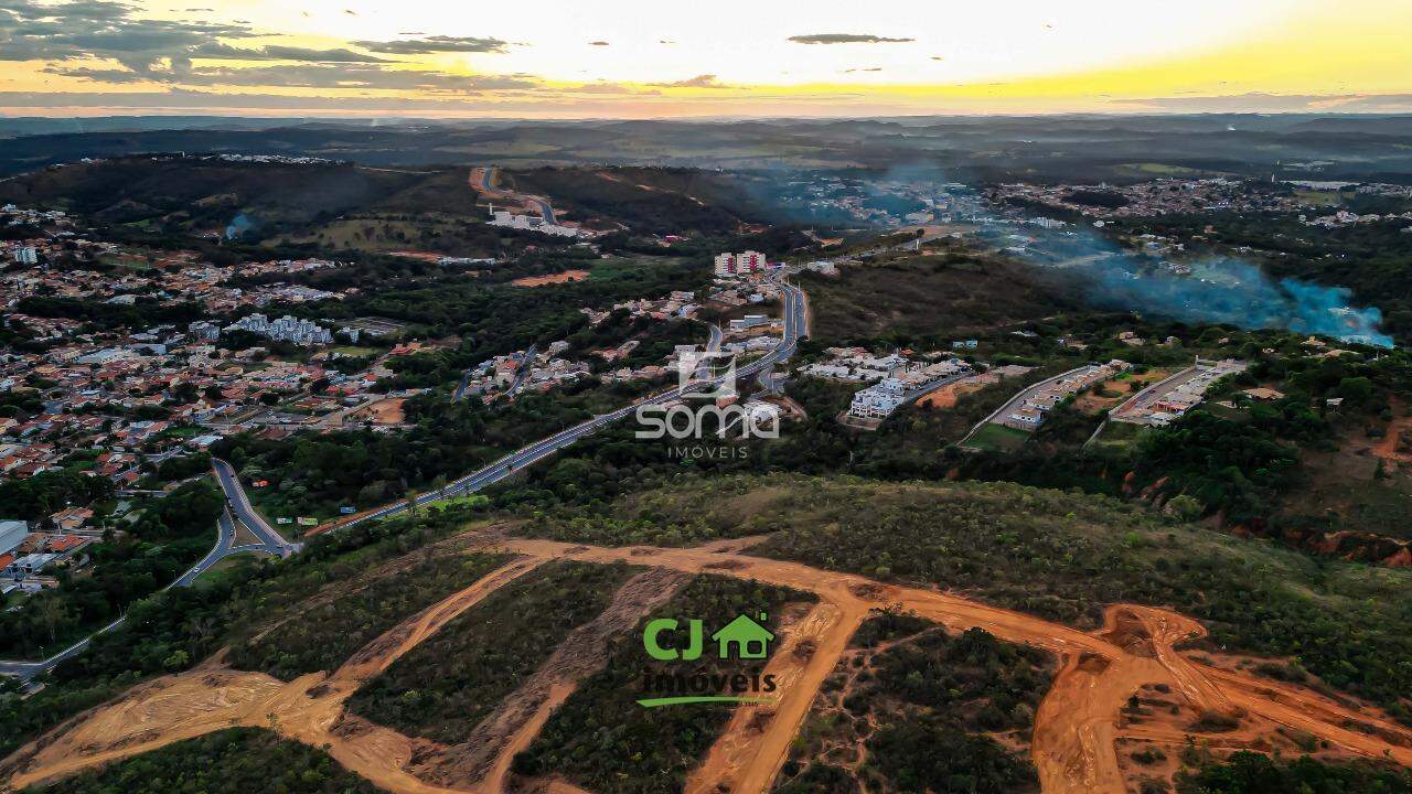Lote à venda no Alto Belvedere: