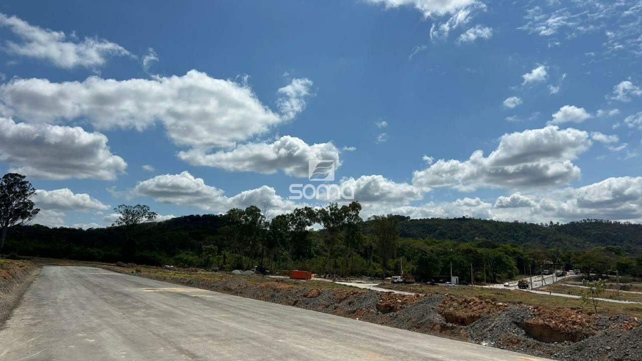 Lote à venda no Campos das Aroeiras: 