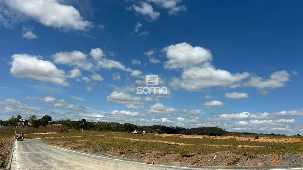 Lote à venda no Campos das Aroeiras: 