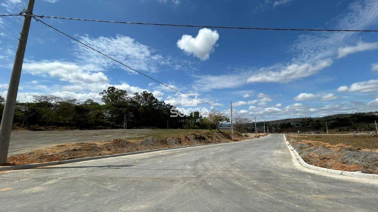 Lote à venda no Campos das Aroeiras: 