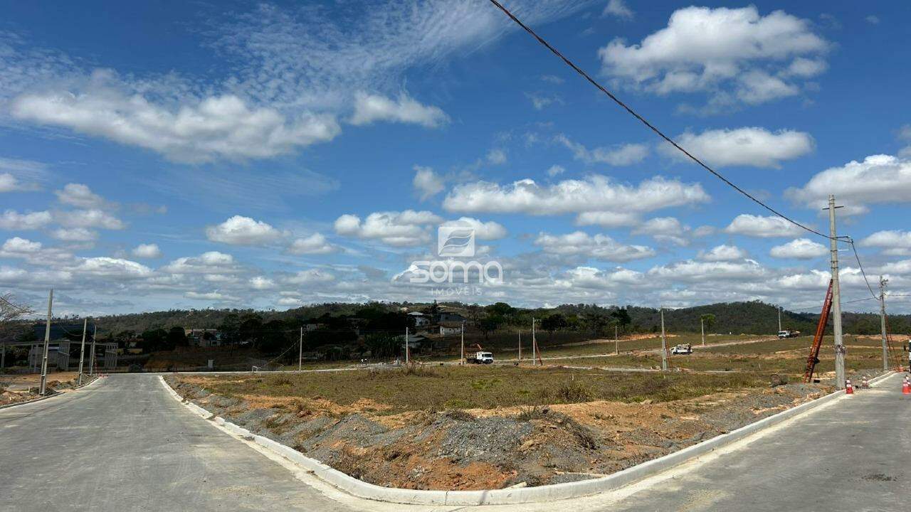 Lote à venda no Campos das Aroeiras: 