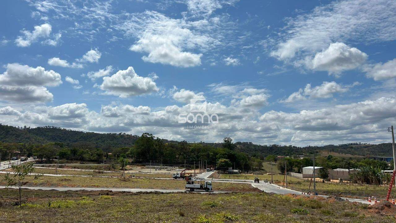 Lote à venda no Campos das Aroeiras: 