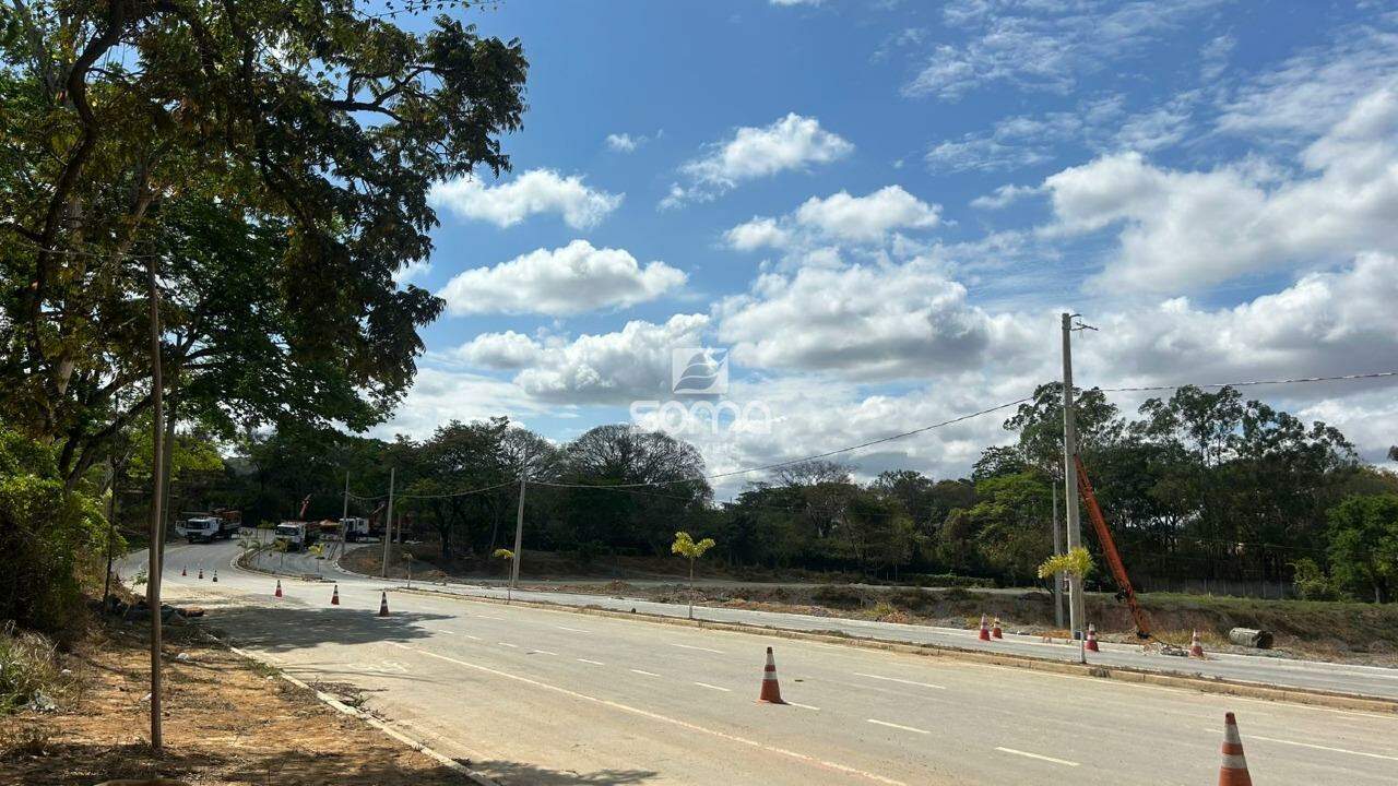 Lote à venda no Campos das Aroeiras: 