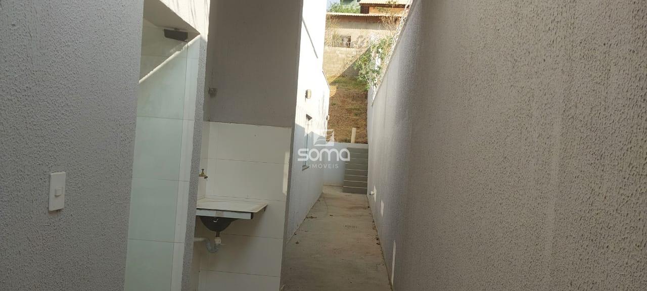 Casa Geminada à venda no Cachoeira: 