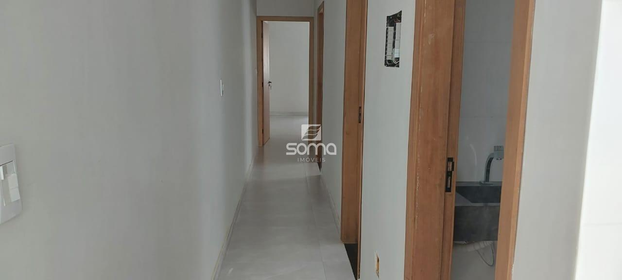 Casa Geminada à venda no Cachoeira: 