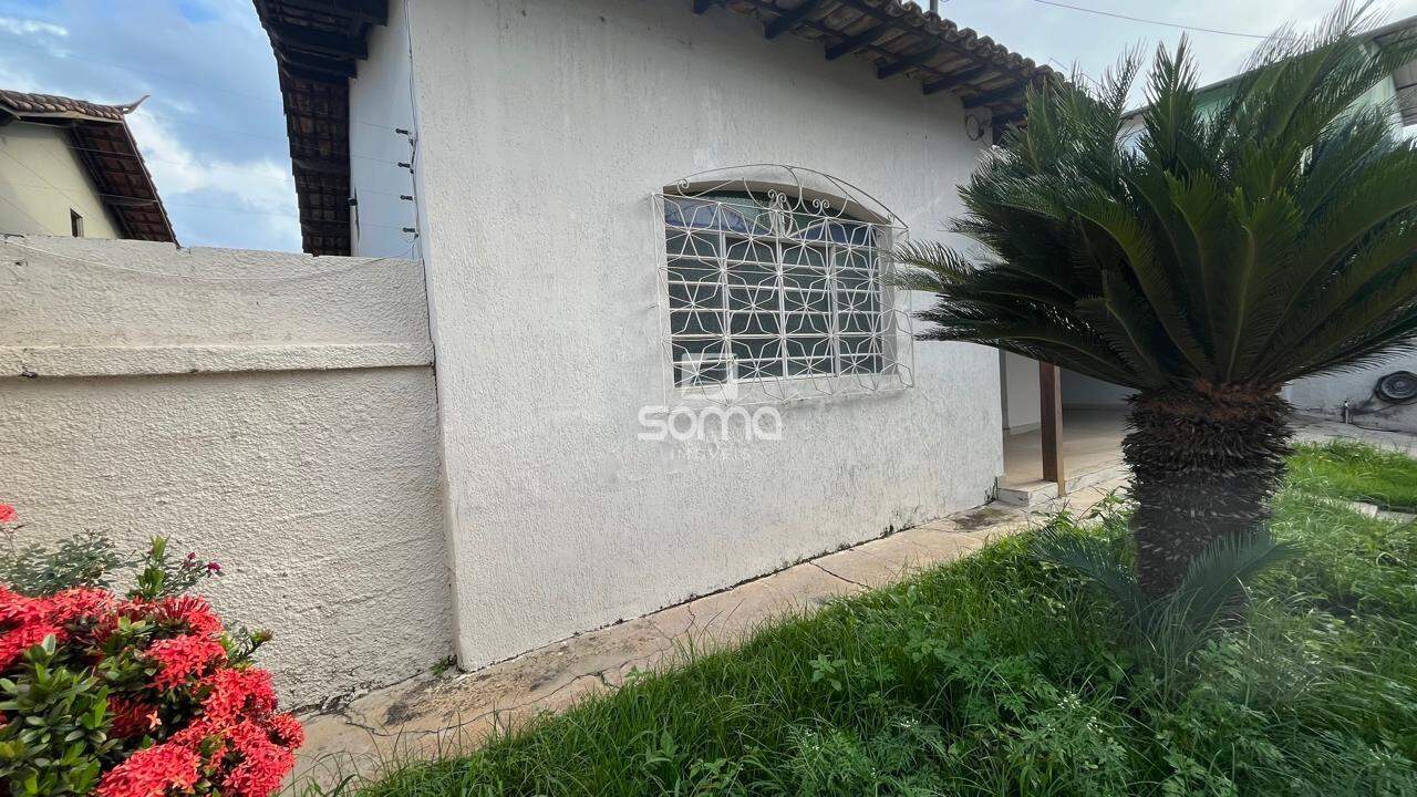 Casa à venda no Centro: