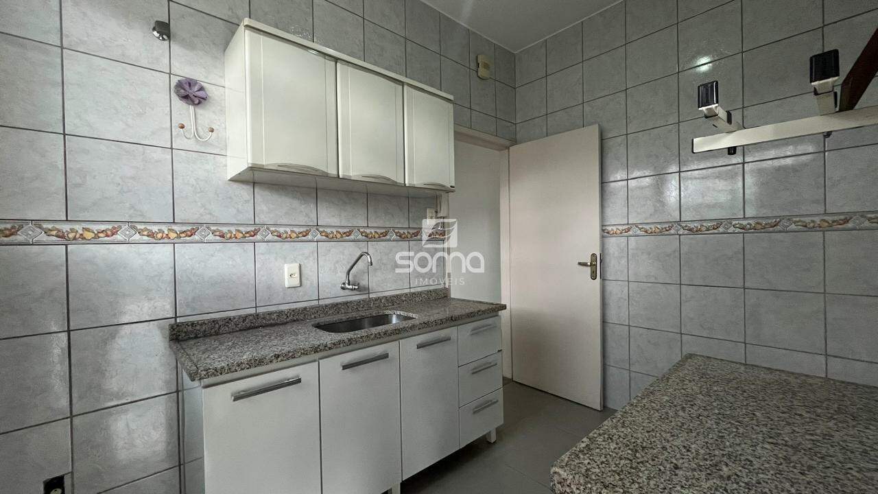 Casa à venda no Centro: