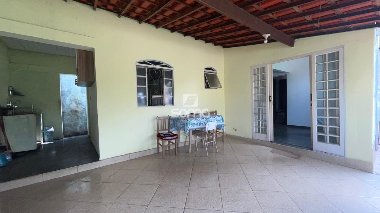 Casa à venda no Santa Clara: 