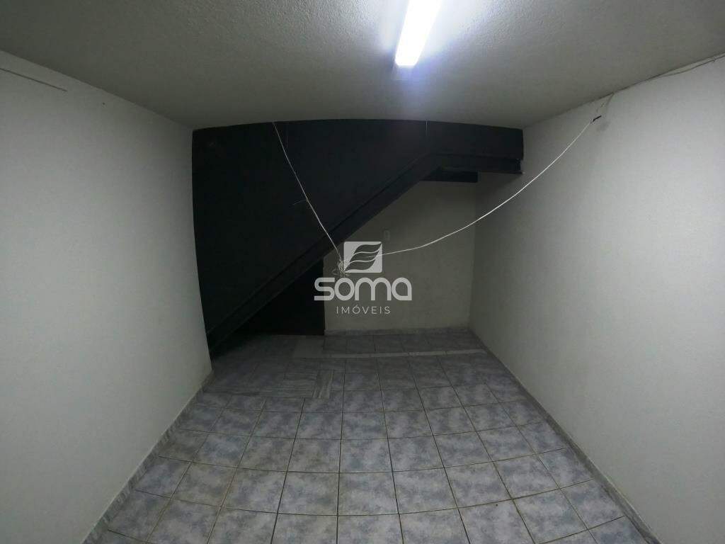 Loja para aluguel no Centro: 