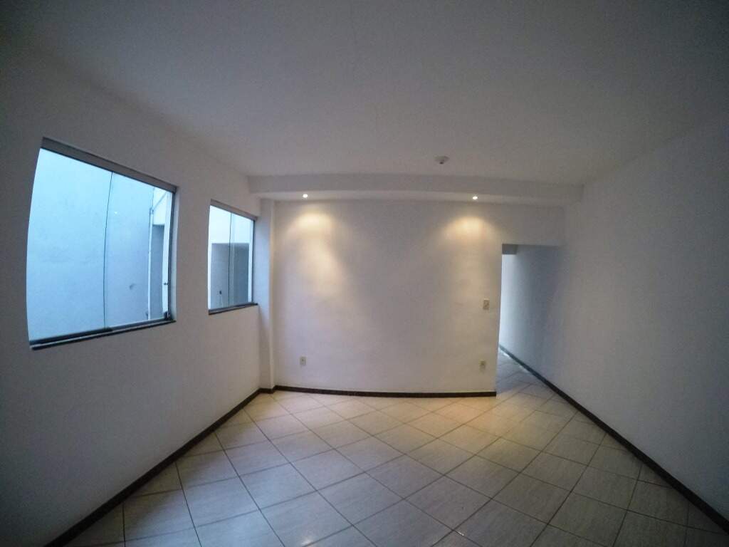Casa à venda no Maria De Lourdes: 