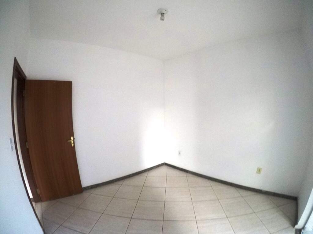 Casa à venda no Maria De Lourdes: 