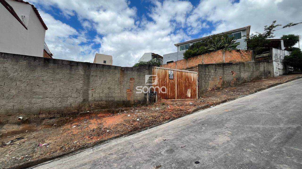 Lote à venda no Gávea II: