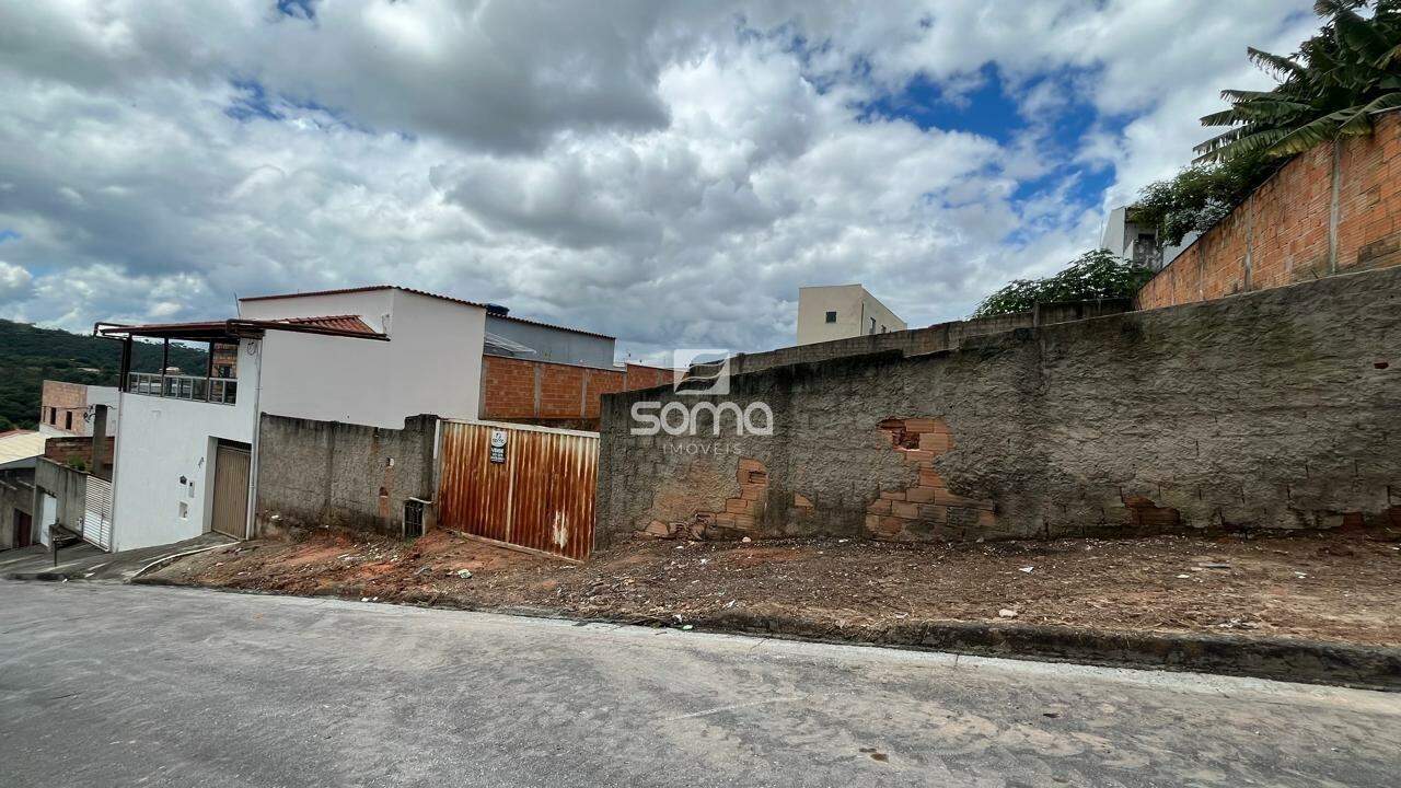Lote à venda no Gávea II: