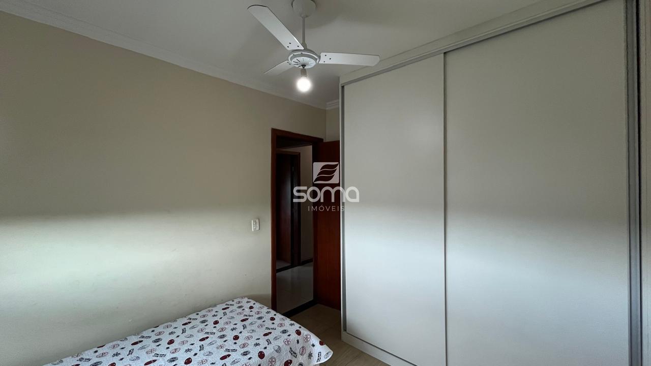 Apartamento à venda no Célvia: 