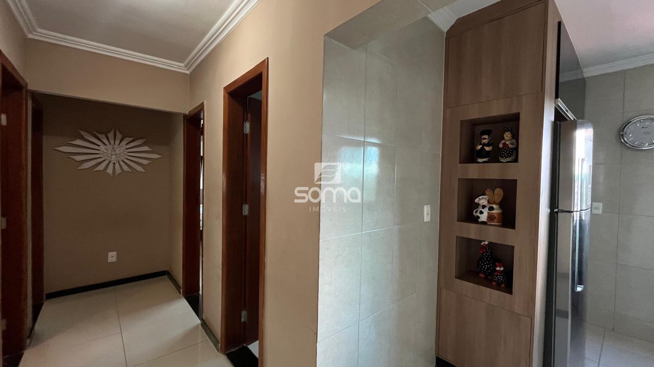 Apartamento à venda no Célvia: 