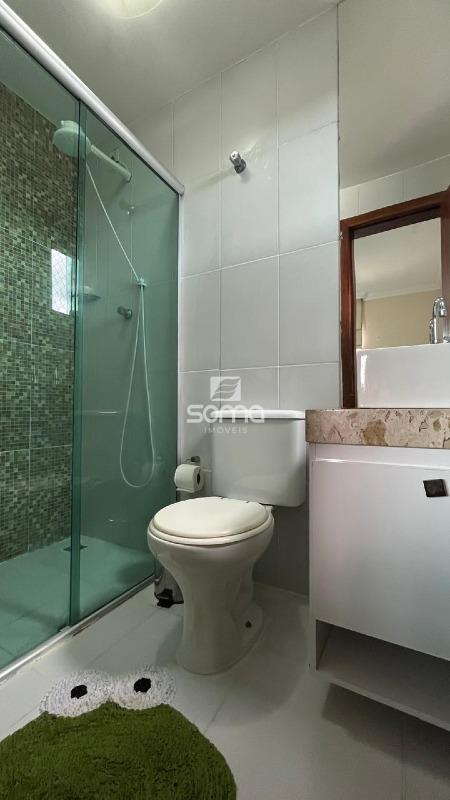 Apartamento à venda no Célvia: 