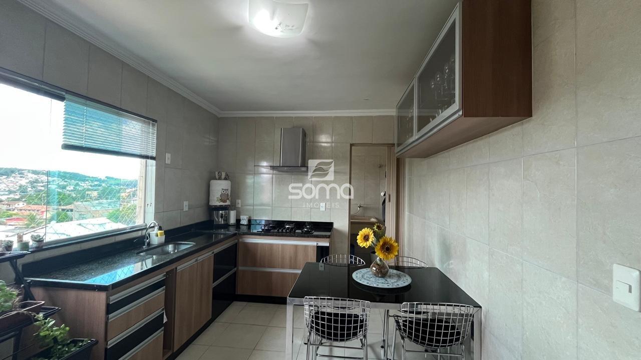 Apartamento à venda no Célvia: 