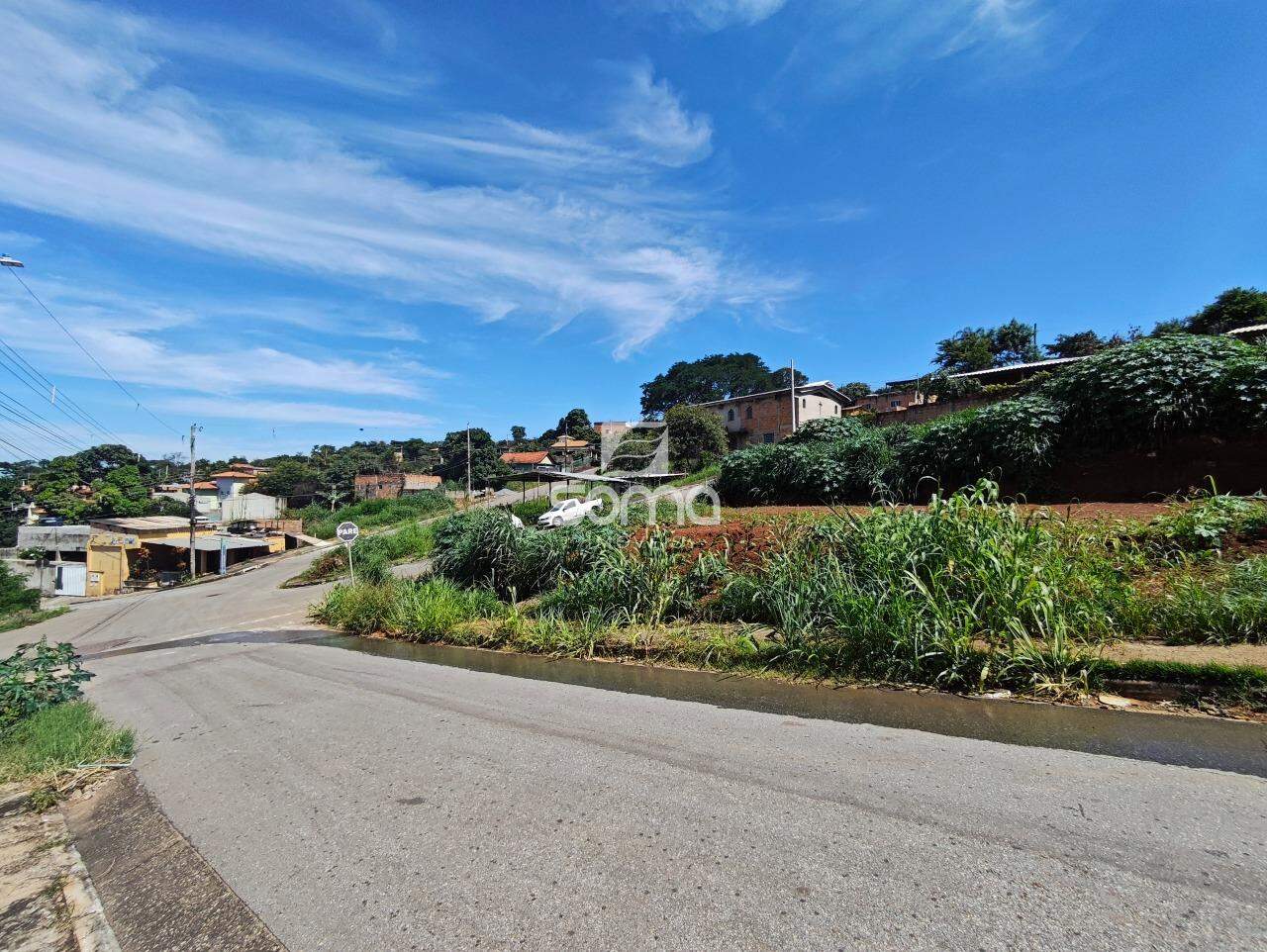 Lote à venda no Imperial: