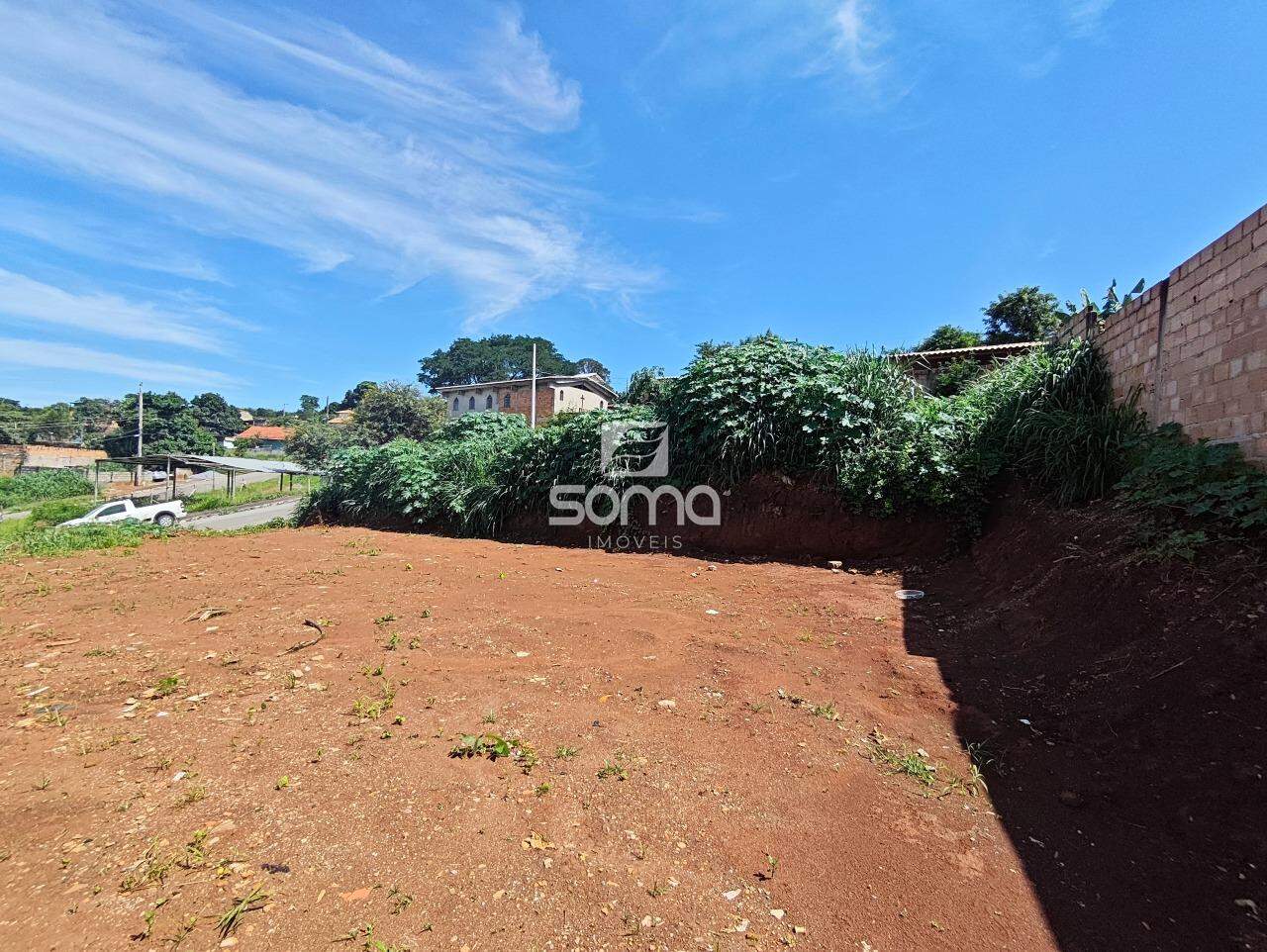 Lote à venda no Imperial: