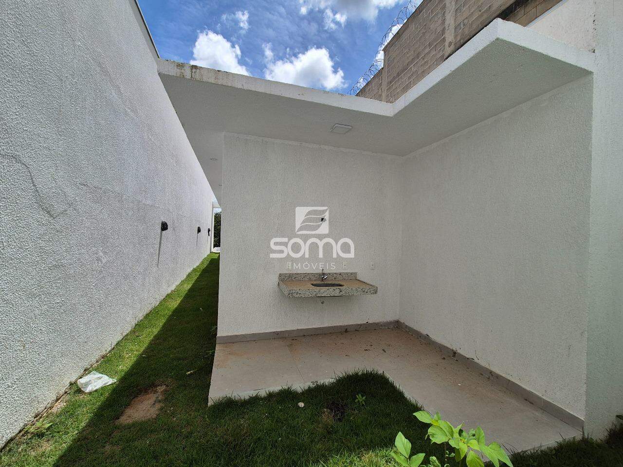 Casa Geminada à venda no Portal do Sol: 