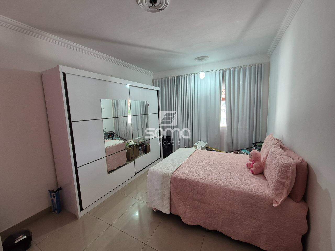 Casa à venda no Dom Pedro I: 