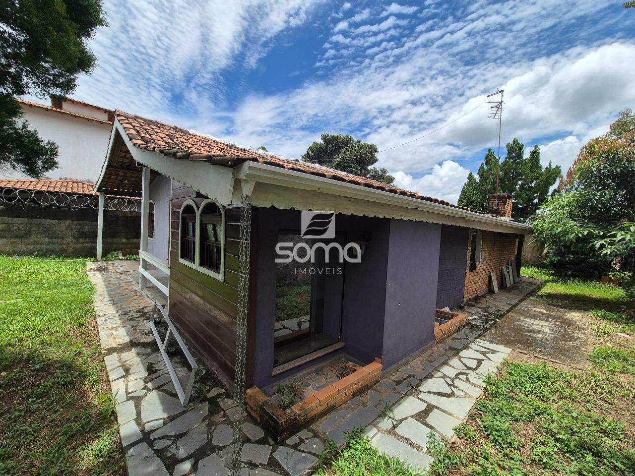 Casa à venda no Jardim Itau: 