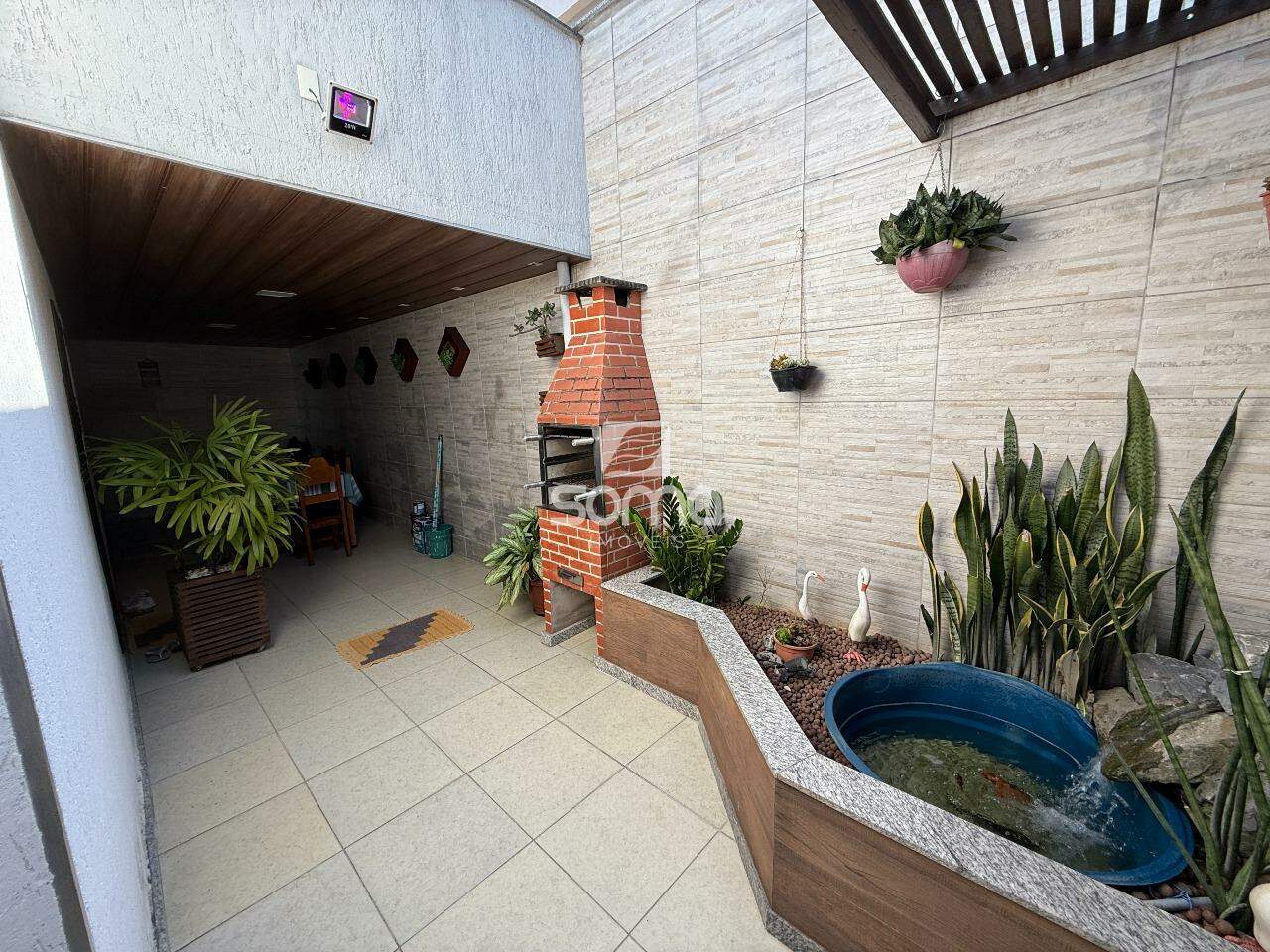 Casa à venda no Mantiqueira: 