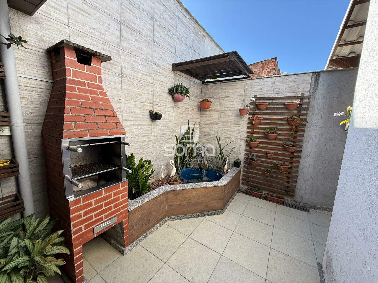 Casa à venda no Mantiqueira: 