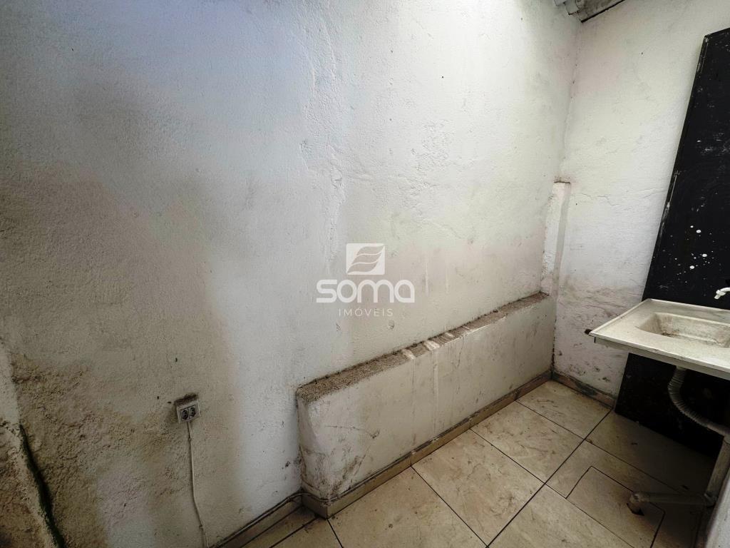 Loja para aluguel no Santo Antônio: 