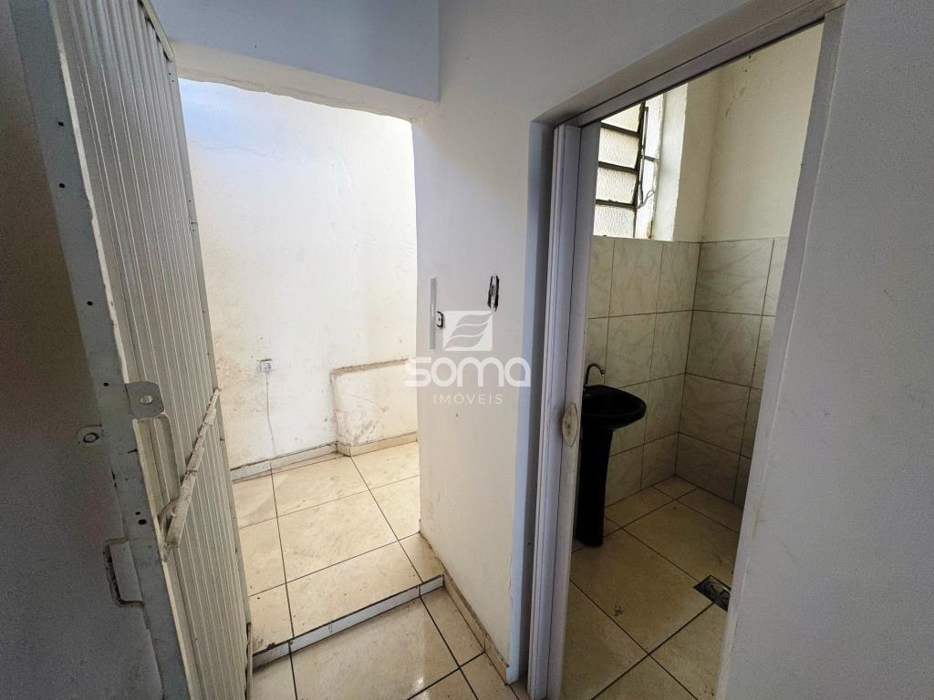 Loja para aluguel no Santo Antônio: 