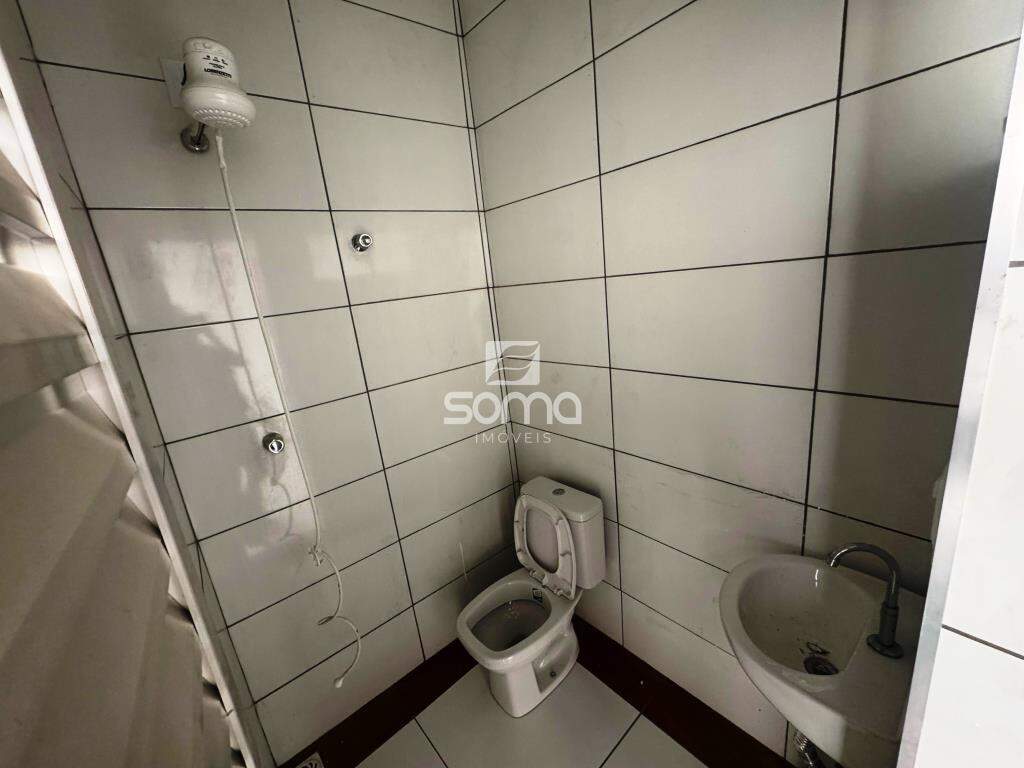 Loja para aluguel no Célvia: 