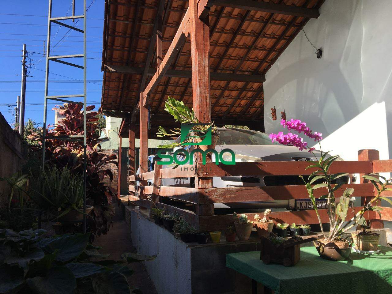 Casa à venda no Célvia: 