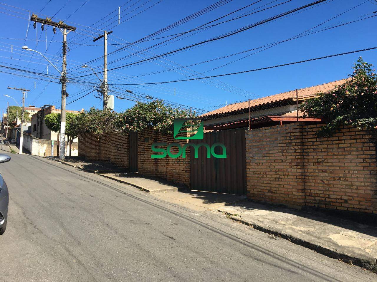 Casa à venda no Célvia: 