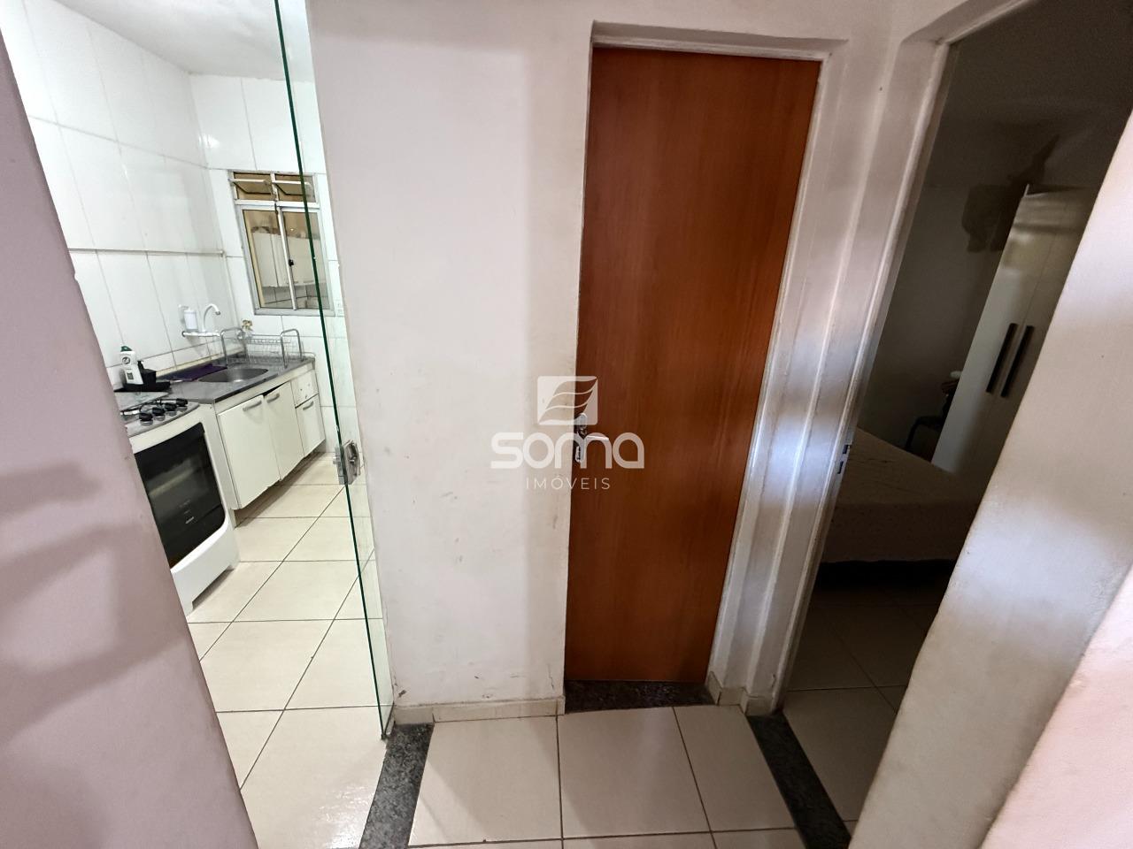 Casa Geminada à venda no Chácaras Reunidas São Vicente: 