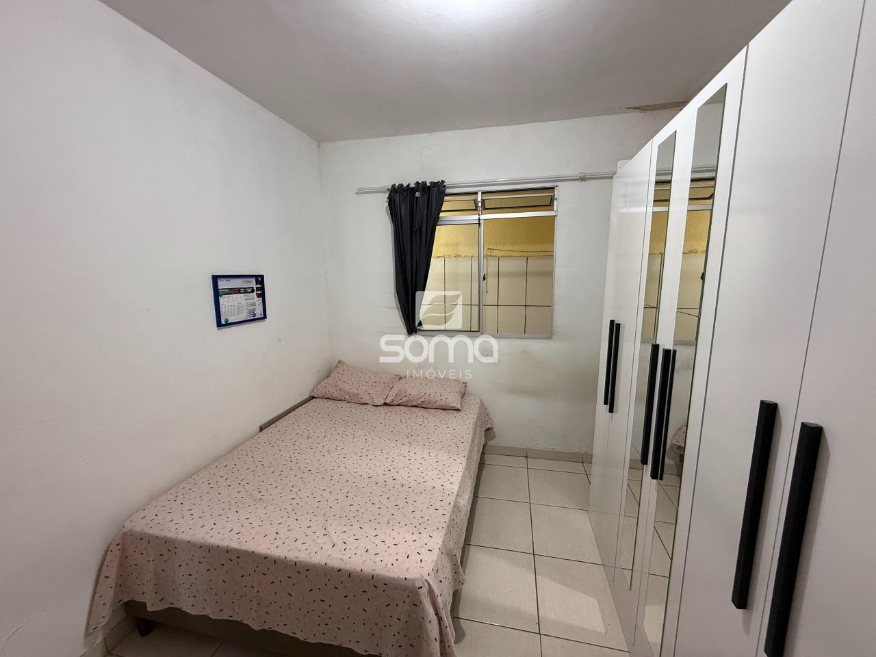 Casa Geminada à venda no Chácaras Reunidas São Vicente: 