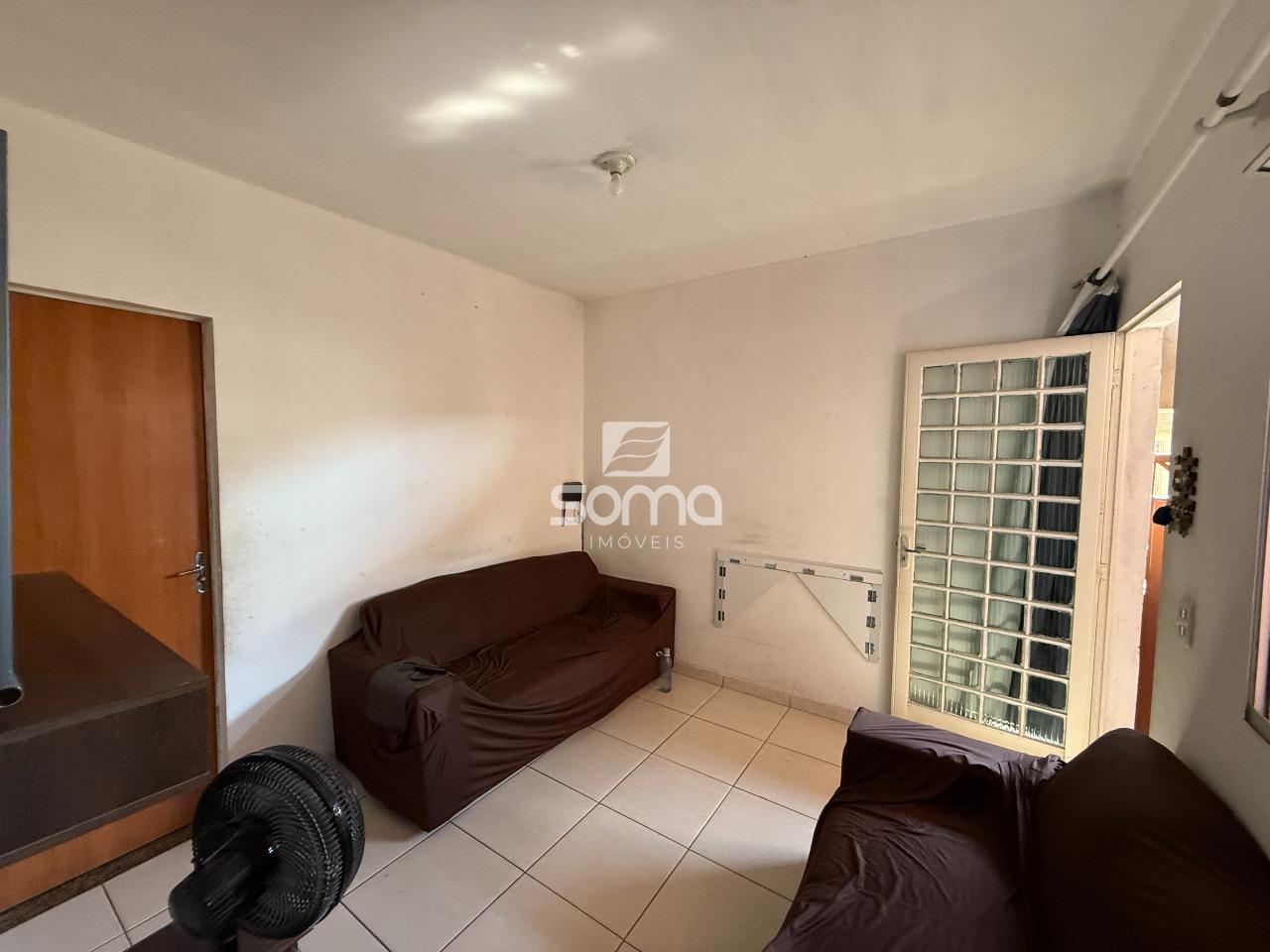 Casa Geminada à venda no Chácaras Reunidas São Vicente: 