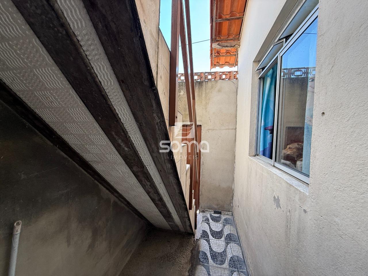 Casa Geminada à venda no Chácaras Reunidas São Vicente: 