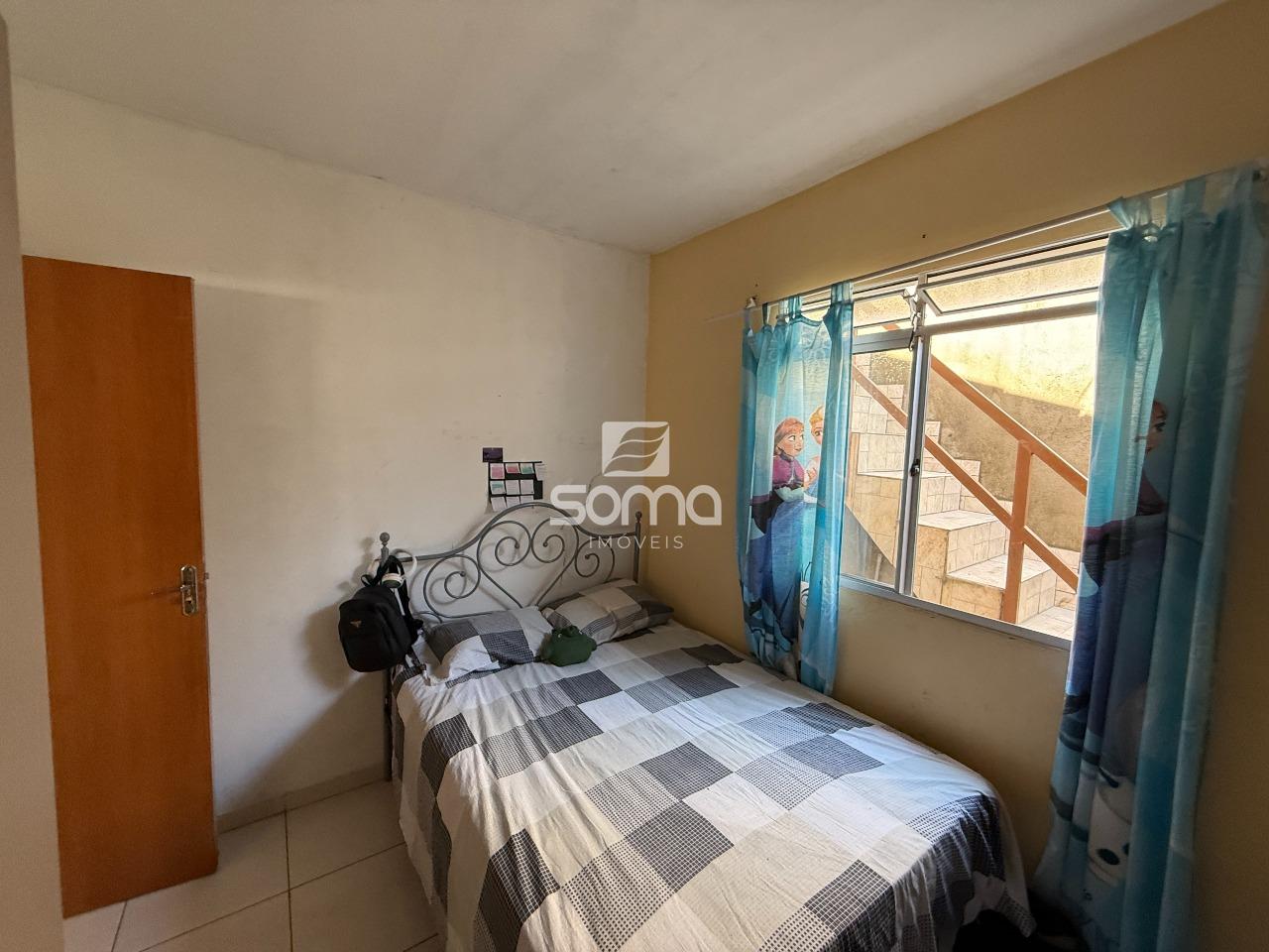 Casa Geminada à venda no Chácaras Reunidas São Vicente: 