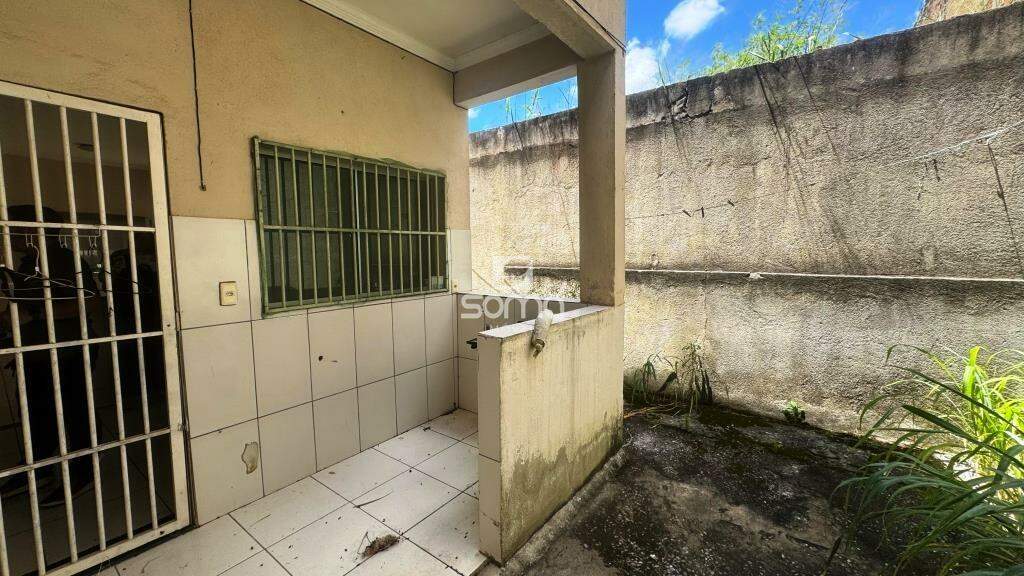 Casa para aluguel no Santa Maria: 