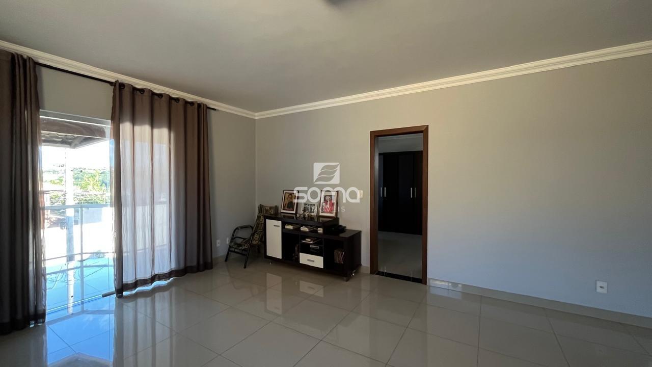 Casa em condomínio à venda no Condominio Rosa dos Ventos: 