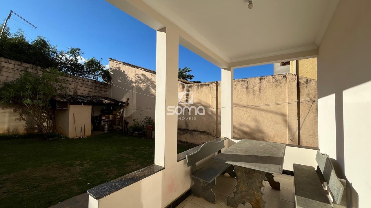 Casa em condomínio à venda no Condominio Rosa dos Ventos: 