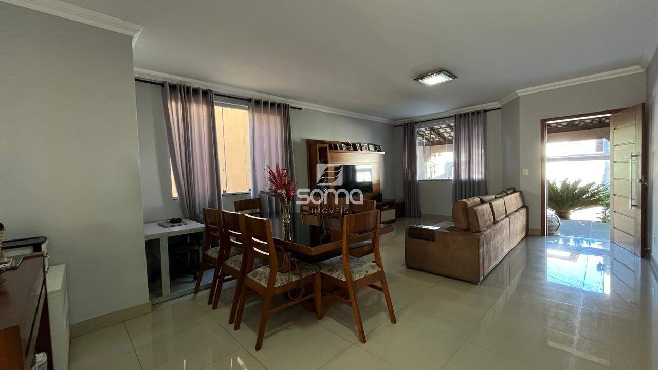 Casa em condomínio à venda no Condominio Rosa dos Ventos: 