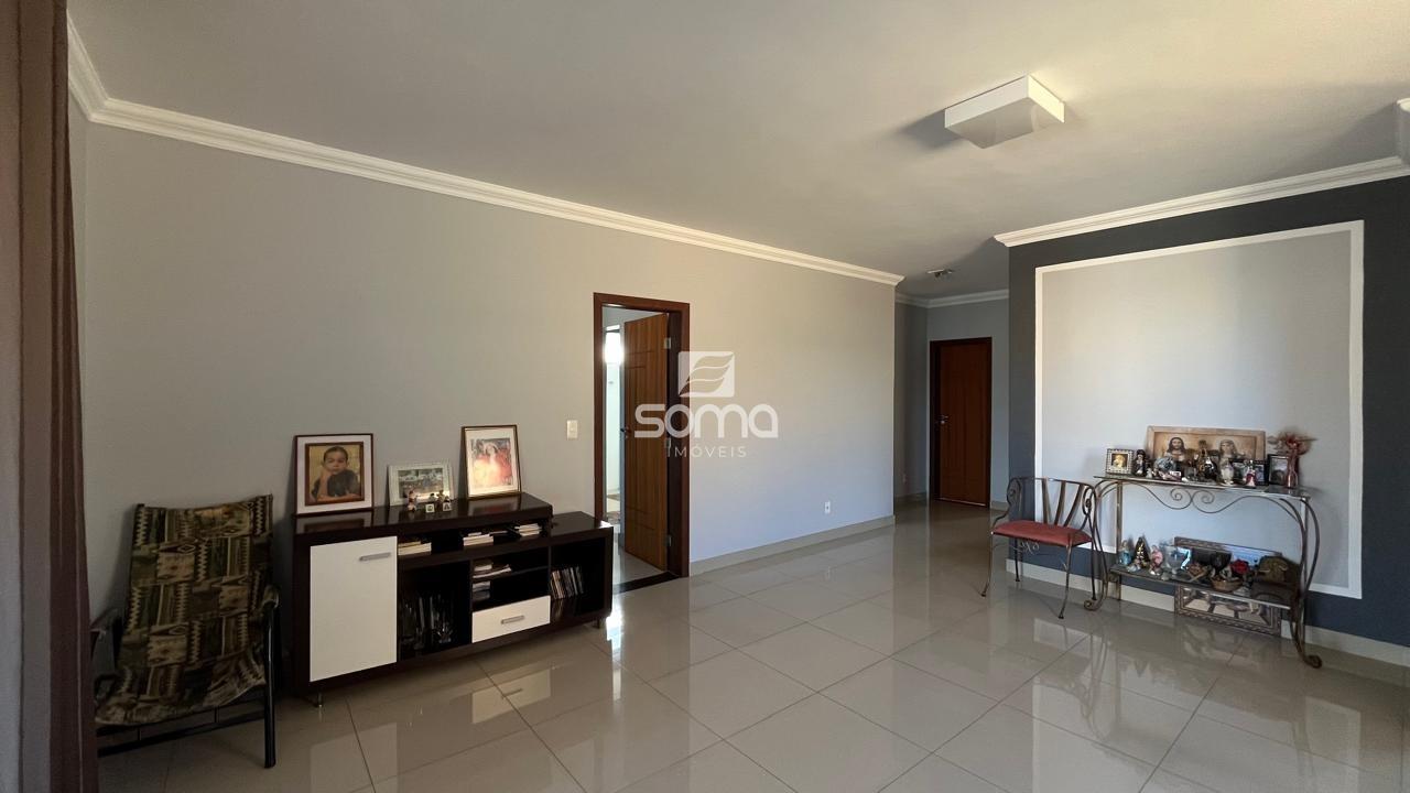 Casa em condomínio à venda no Condominio Rosa dos Ventos: 