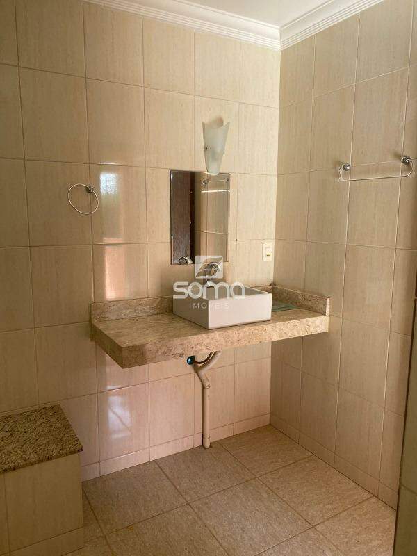 Sítio à venda no Jardim Encantado: 