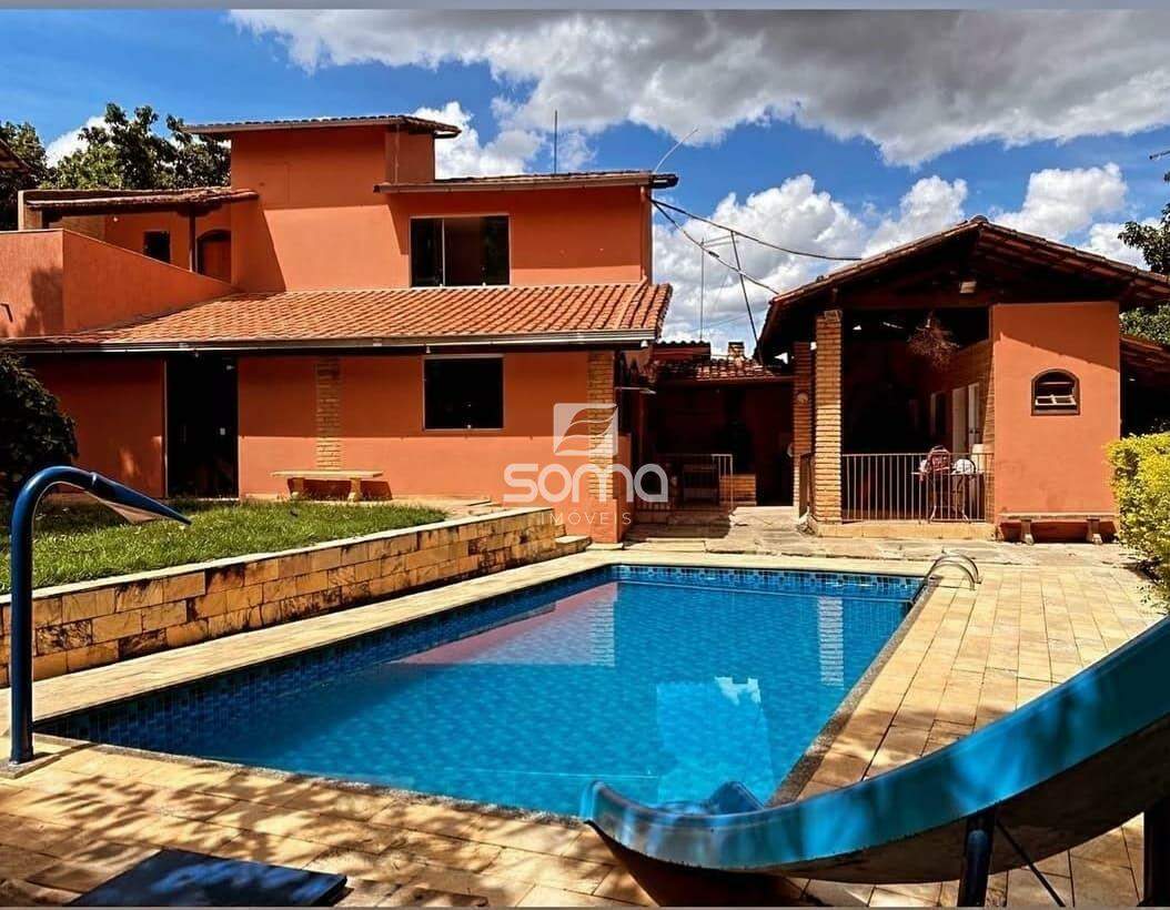 Sítio à venda no Jardim Encantado: 