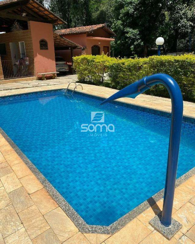 Sítio à venda no Jardim Encantado: 